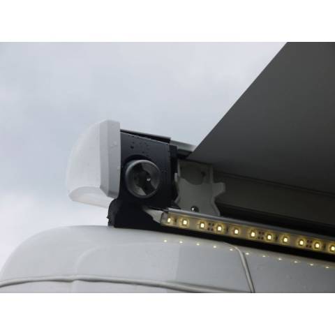 Thule Omnistor LED-Strip Fixierung