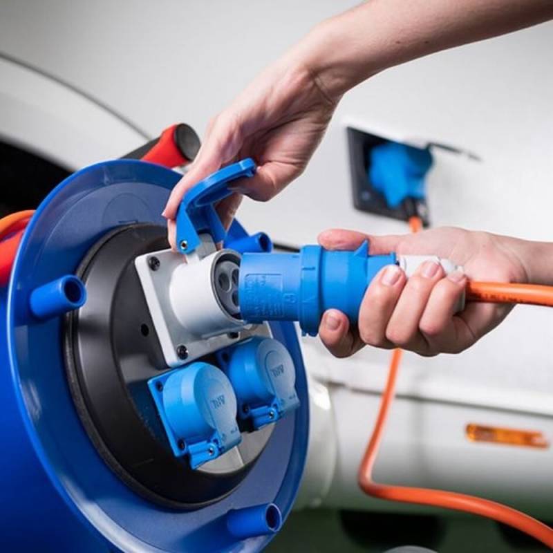 Brennenstuhl Garant Kabeltrommel 25m